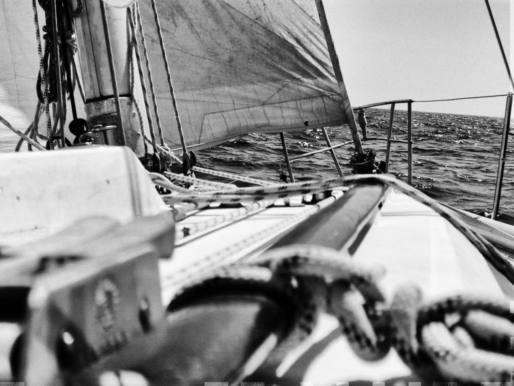Grégal, Contention 33 en navigation