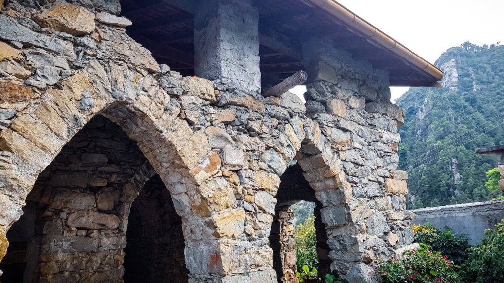 Arcades dans le hameau de Serro Superiore