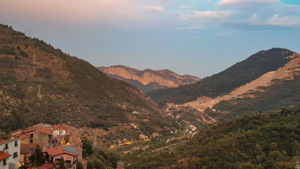 Panorama de la vallée de Serro Superiore au-dessus de Vintimille