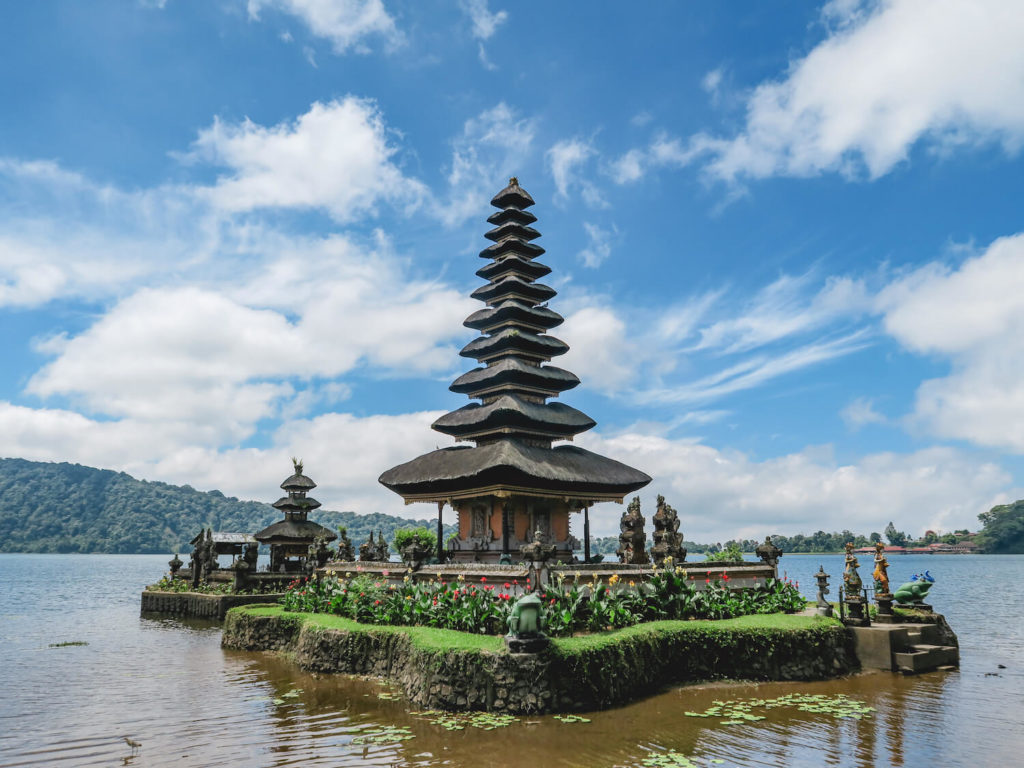 Le temple sur l'eau de Pura Ulun Danu Bratan