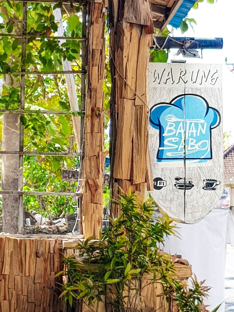 Un Warung, sorte de bar local, sur l'île de Nusa Penida
