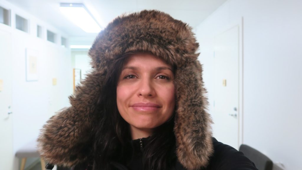 portrait-femme-chapka