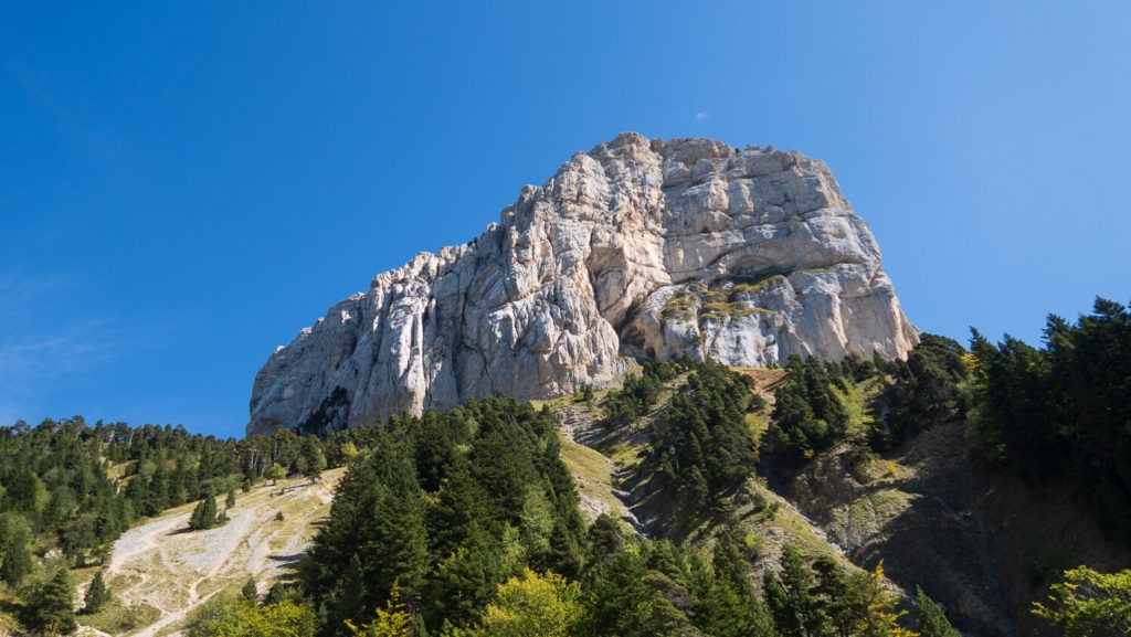 Le Mont Aiguille vu depuis le col de l'Aupet