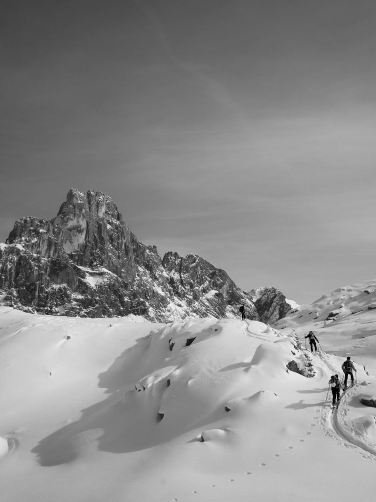 Cordée d'alpinisme, photo en noir et blanc de Giacomo Berardi