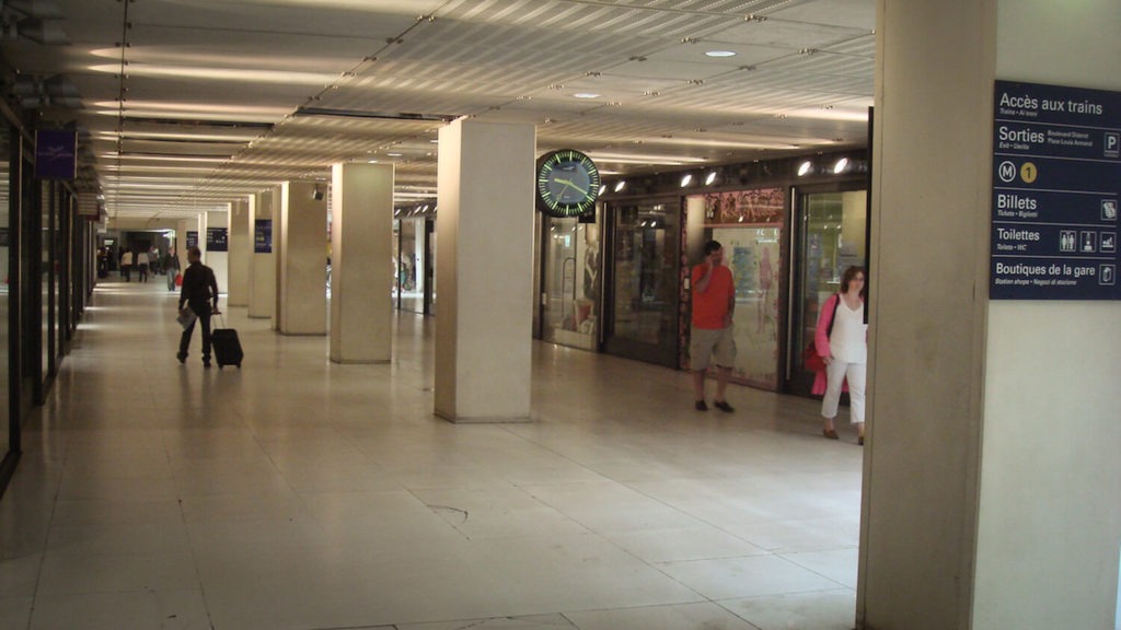 La Galerie Diderot, galerie marchande à la Gare de Lyon, Paris
